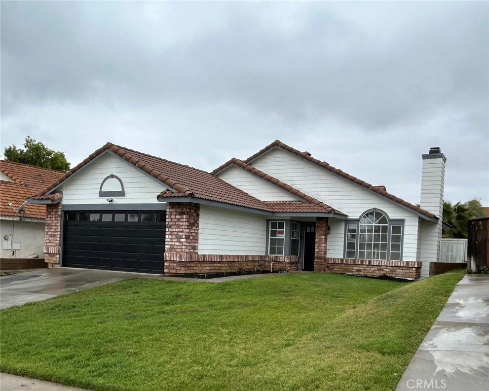 Photo of Listing #IV25099338