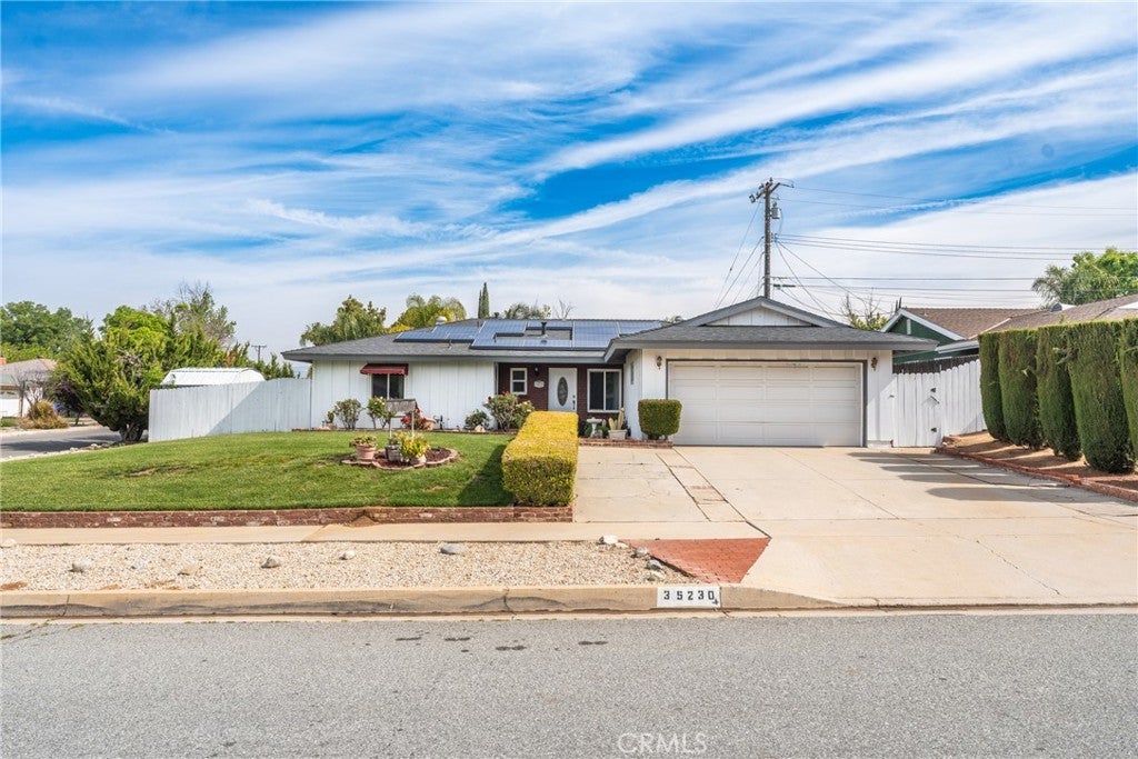 Photo of Listing #CV25099704