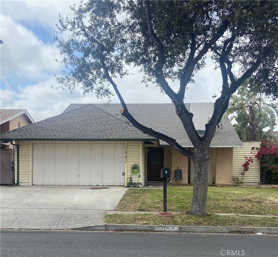 Photo of Listing #SR25099723