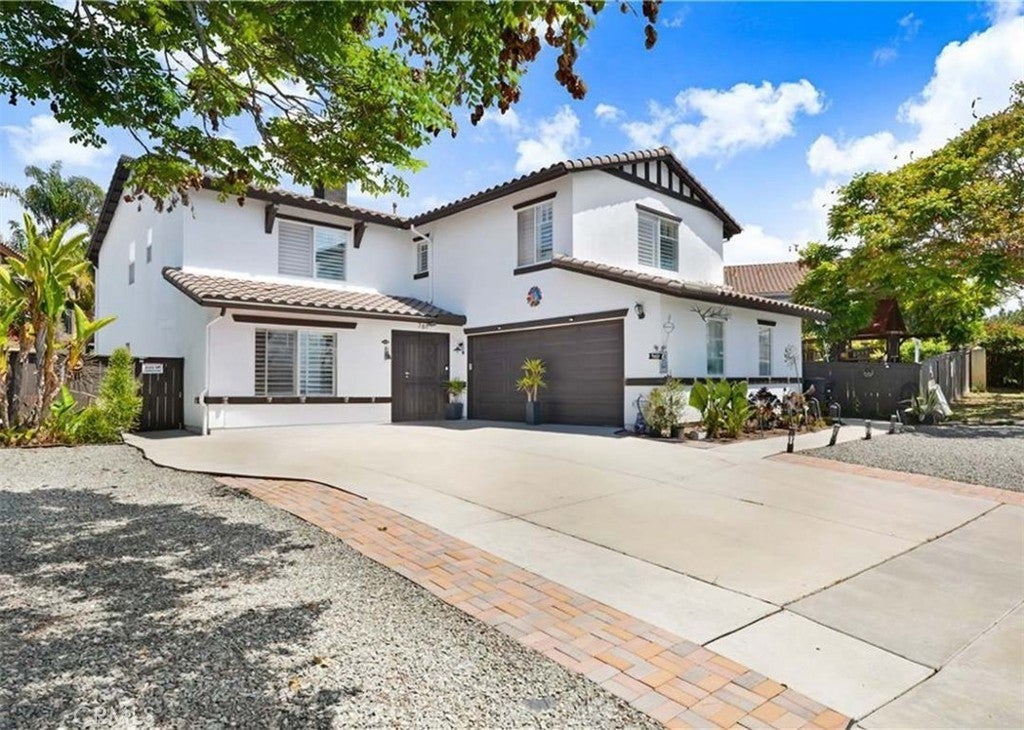 Photo of Listing #PW25099843