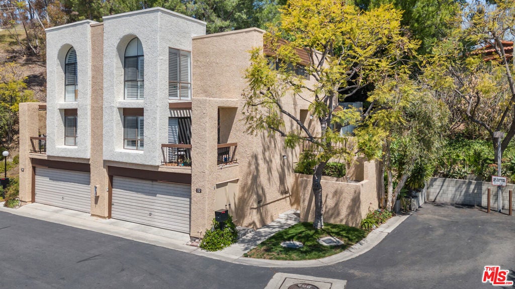 Photo of Listing #25529329