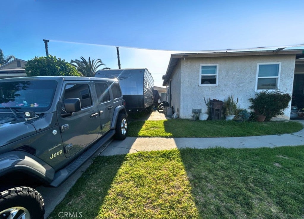 Photo of Listing #PW25099895