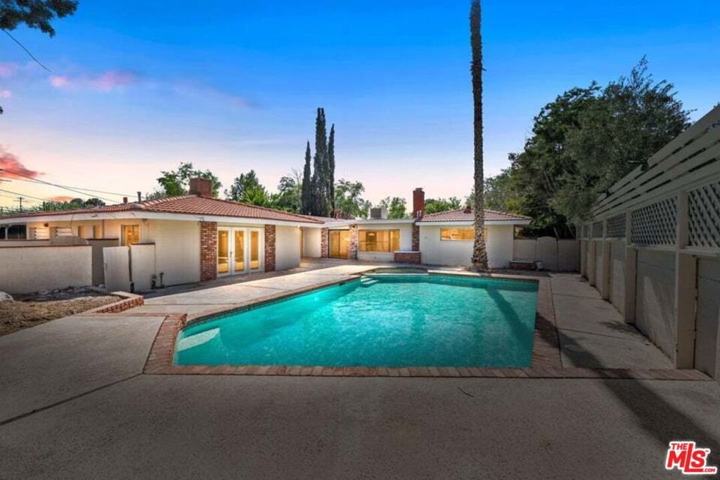 Photo of Listing #25534631