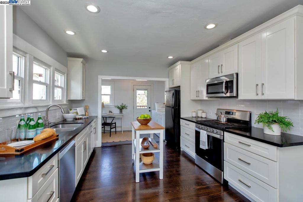 Photo of Listing #41096220