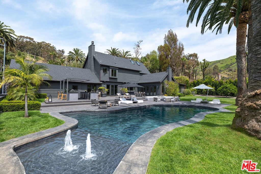 Photo of Listing #25534657