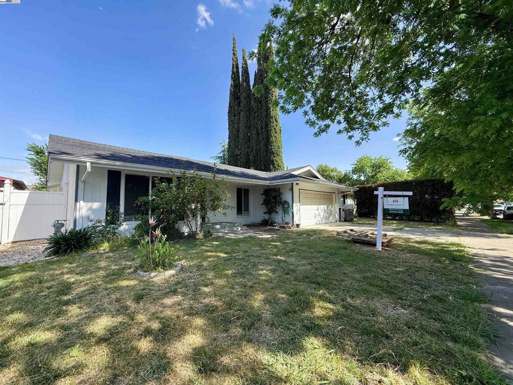 Photo of Listing #41096252