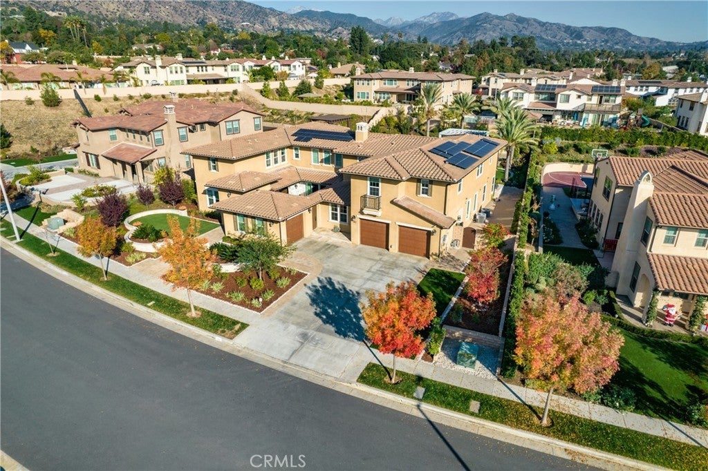 Photo of Listing #SR25100239