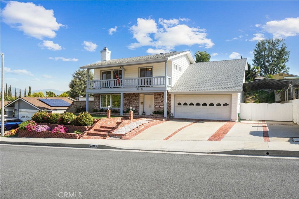 Photo of Listing #SR25100364