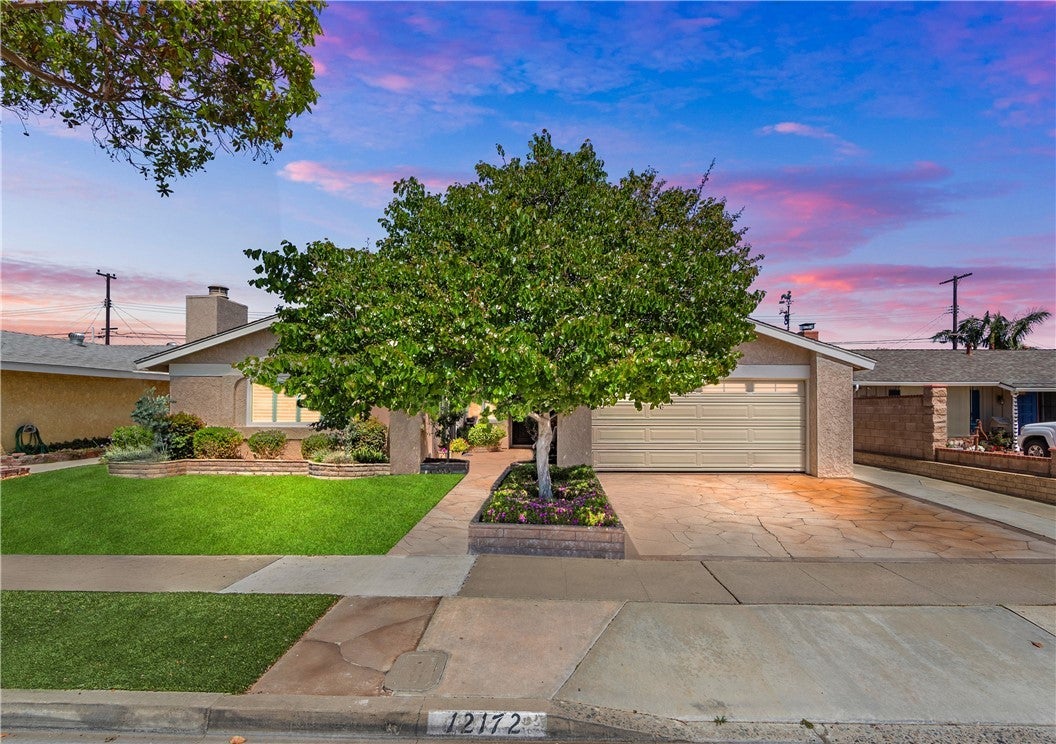 Photo of Listing #PW25100169