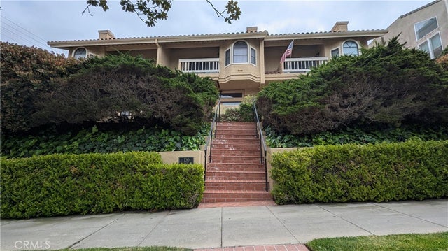 100 S Lucia Avenue 1, Redondo Beach.