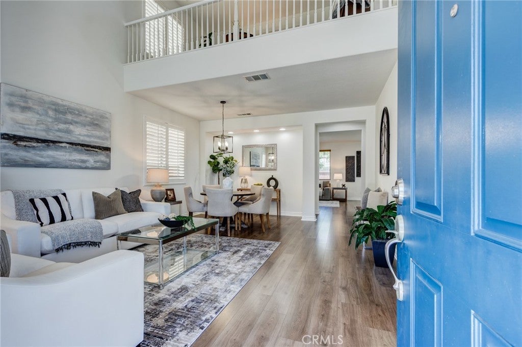 Photo of Listing #SW25100632