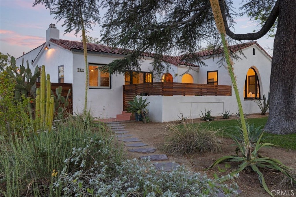 Photo of Listing #PW25100427