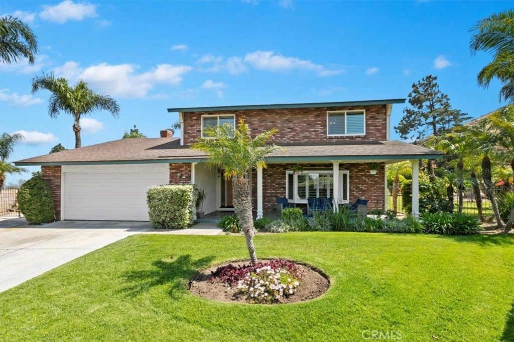 Photo of Listing #IV25094253