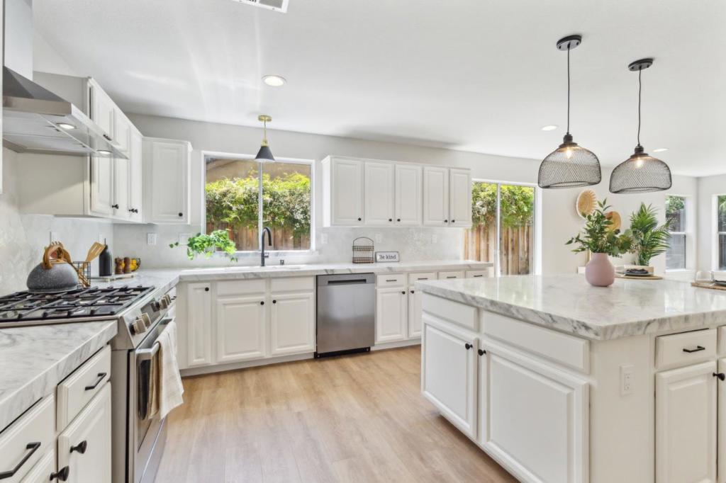 Photo of Listing #ML82005702