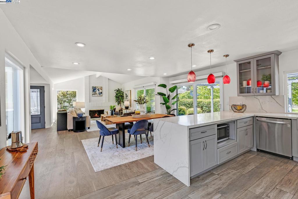 Photo of Listing #41096316