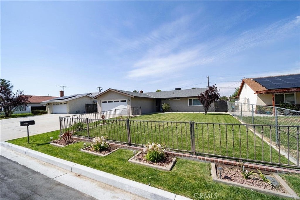 Photo of Listing #OC25100873