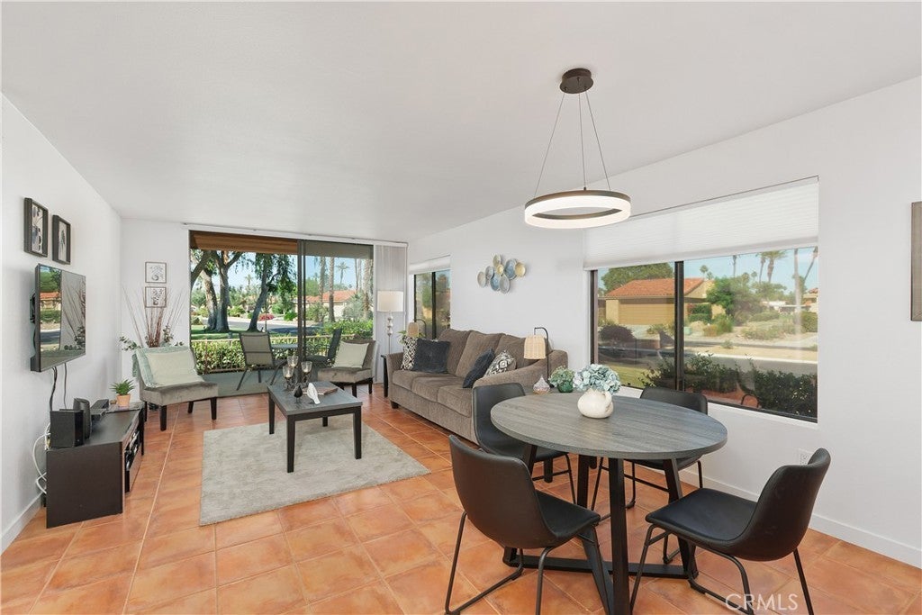 Photo of Listing #OC25095865