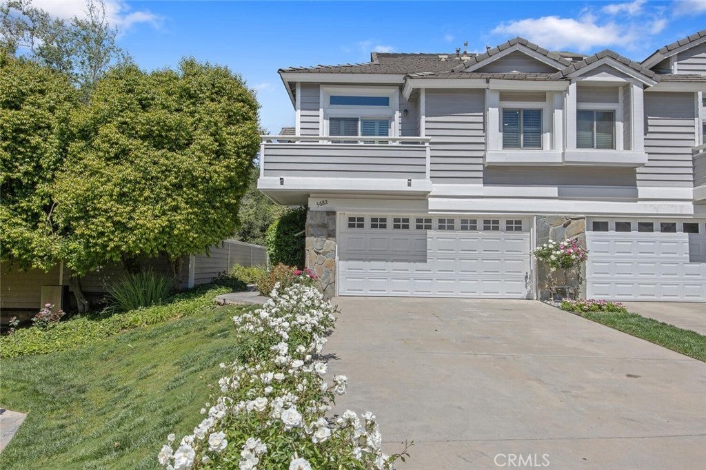 Photo of Listing #SR25100949