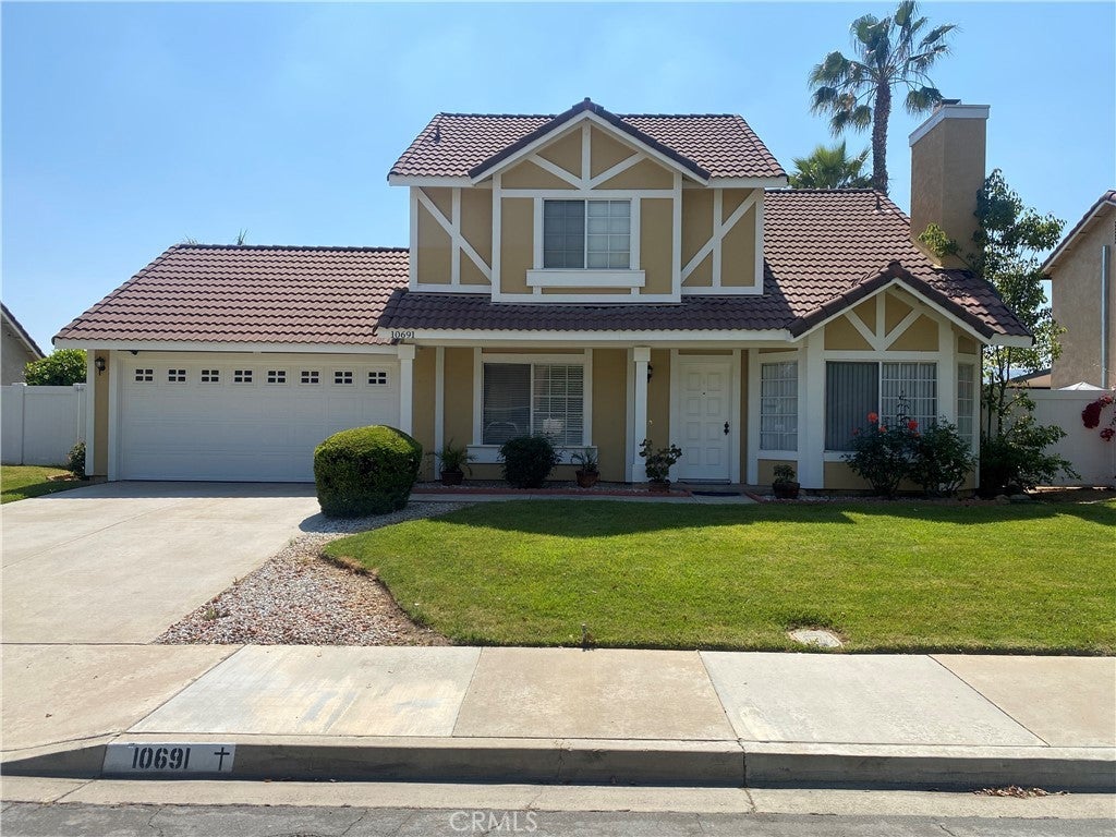 Photo of Listing #IV25097267