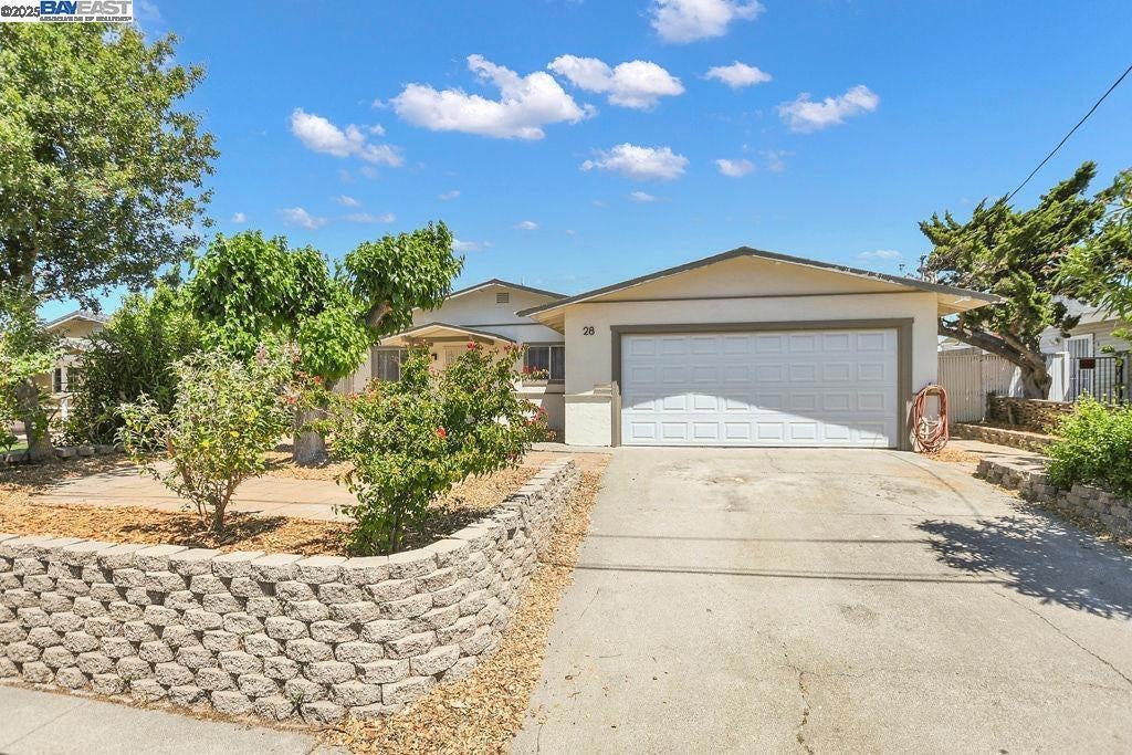 Photo of Listing #41096379