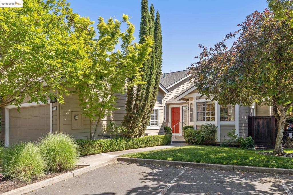 Photo of Listing #41096382