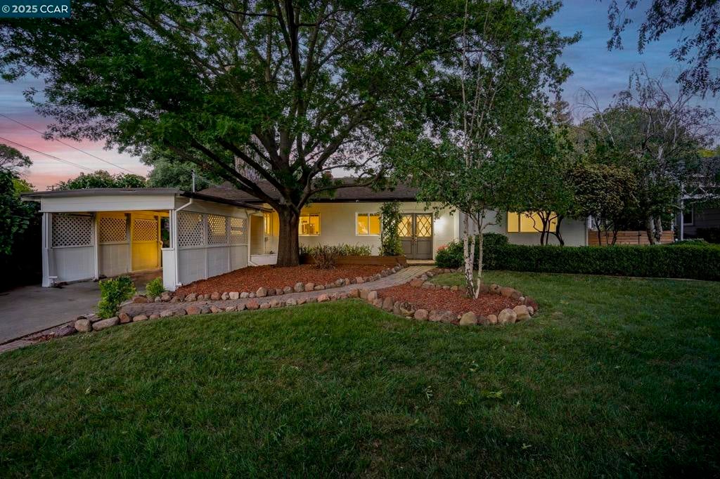 Photo of Listing #41096452