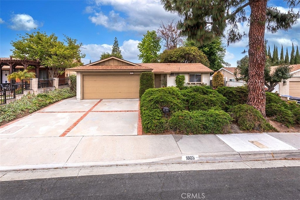 Photo of Listing #IG25100709