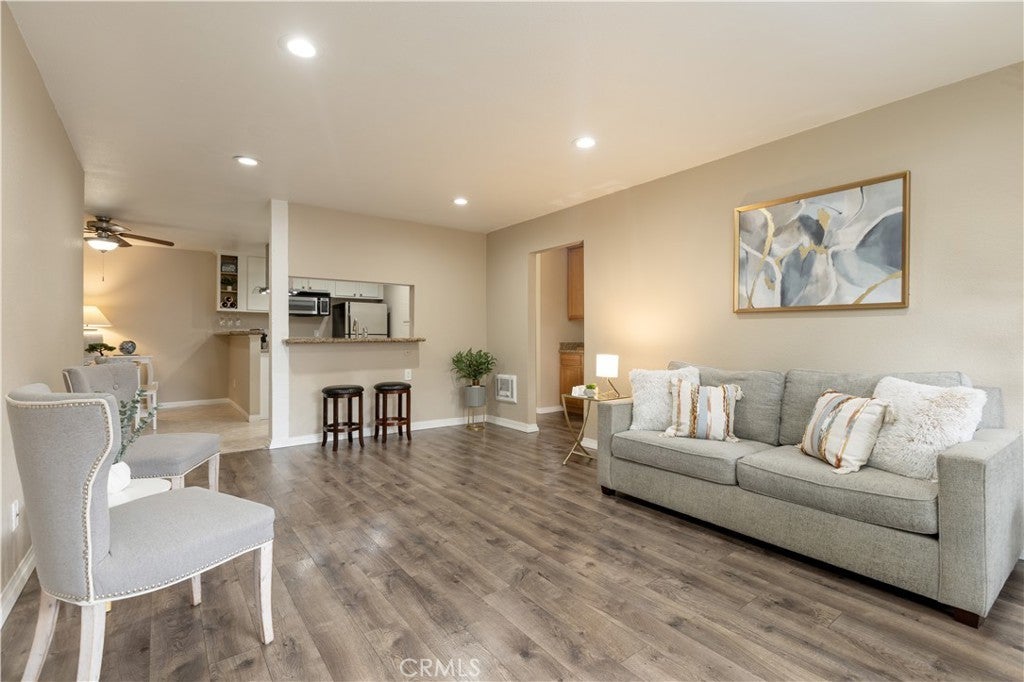 Photo of Listing #PW25101088