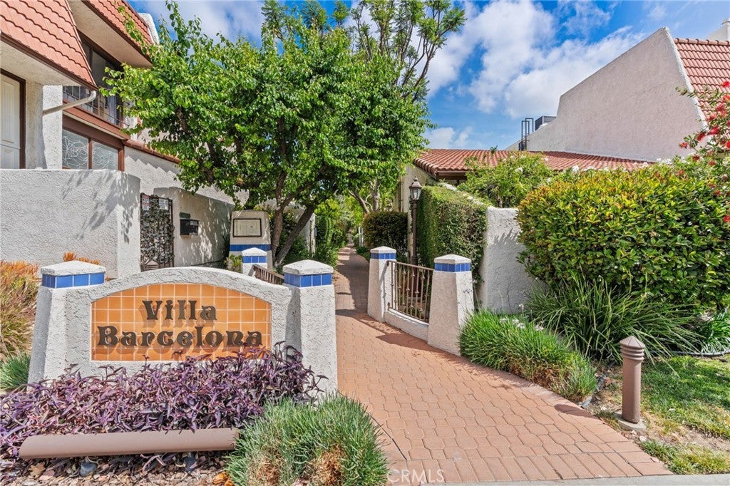 Photo of Listing #SR25088061