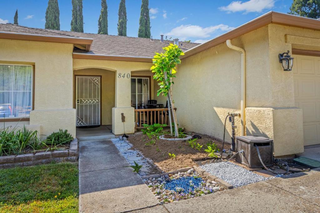 Photo of Listing #ML82005798