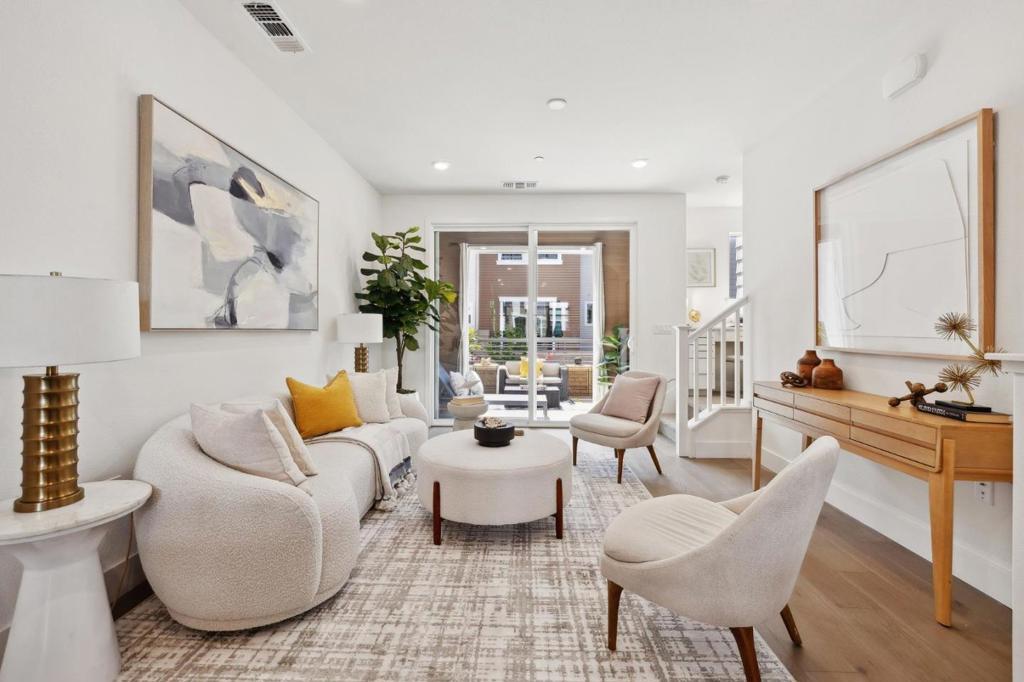 Photo of Listing #ML82005822