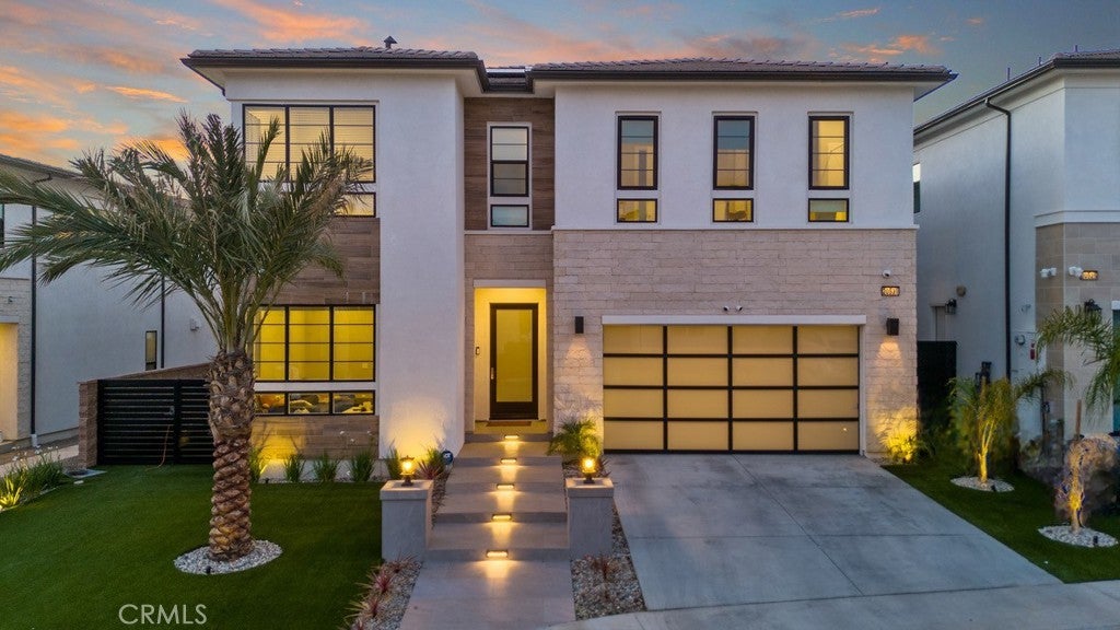 Photo of Listing #SR25101747