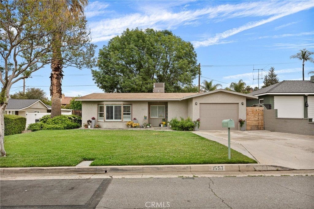 Photo of Listing #IG25101453