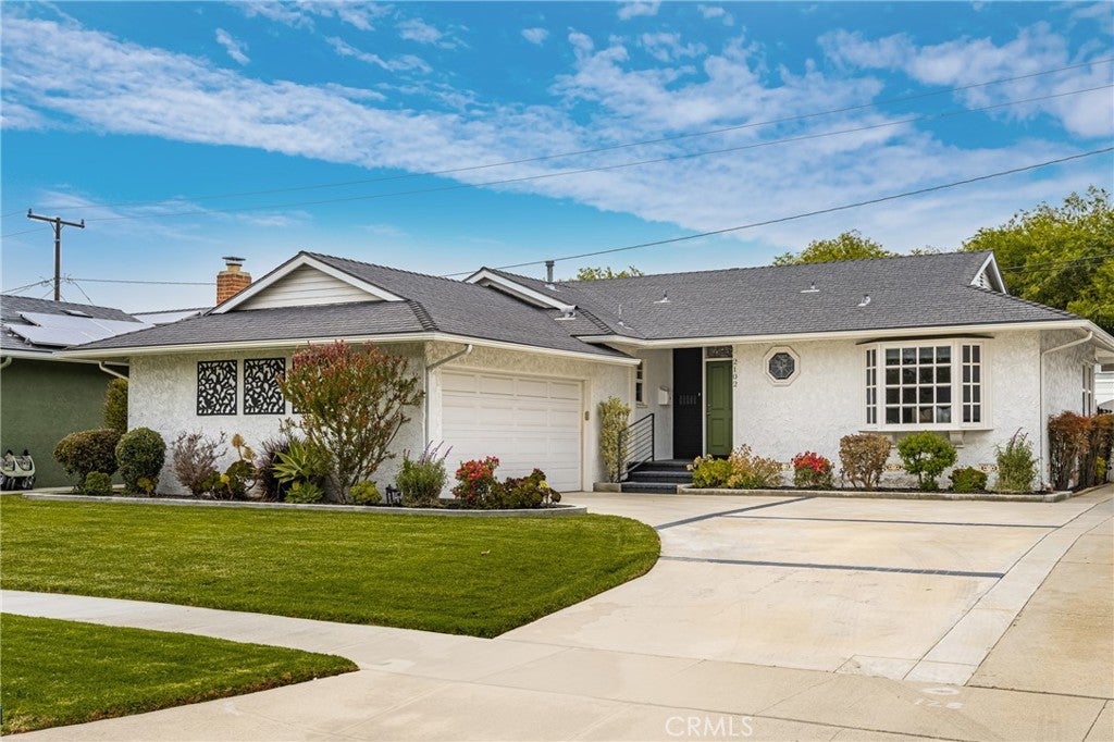 Photo of Listing #OC25100979