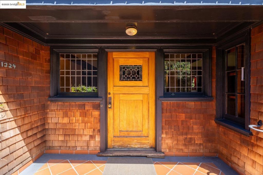 Photo of Listing #41096492