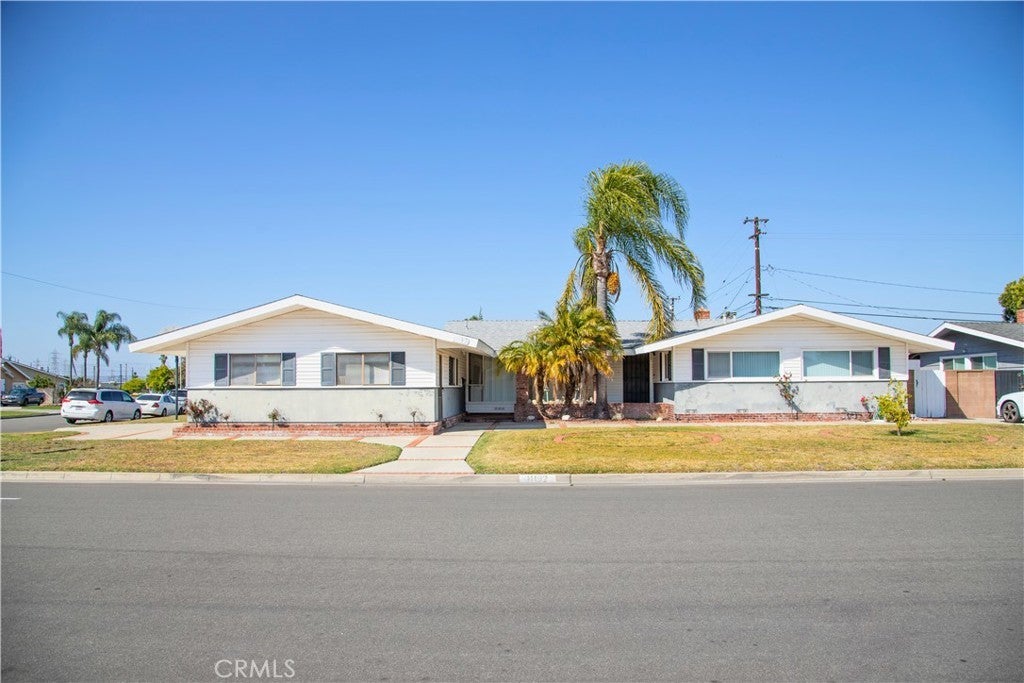 Photo of Listing #OC25101307