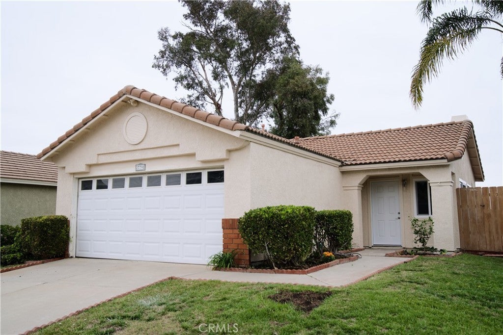 Photo of Listing #CV25101786