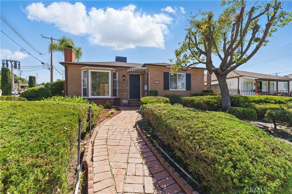 Photo of Listing #OC25101931