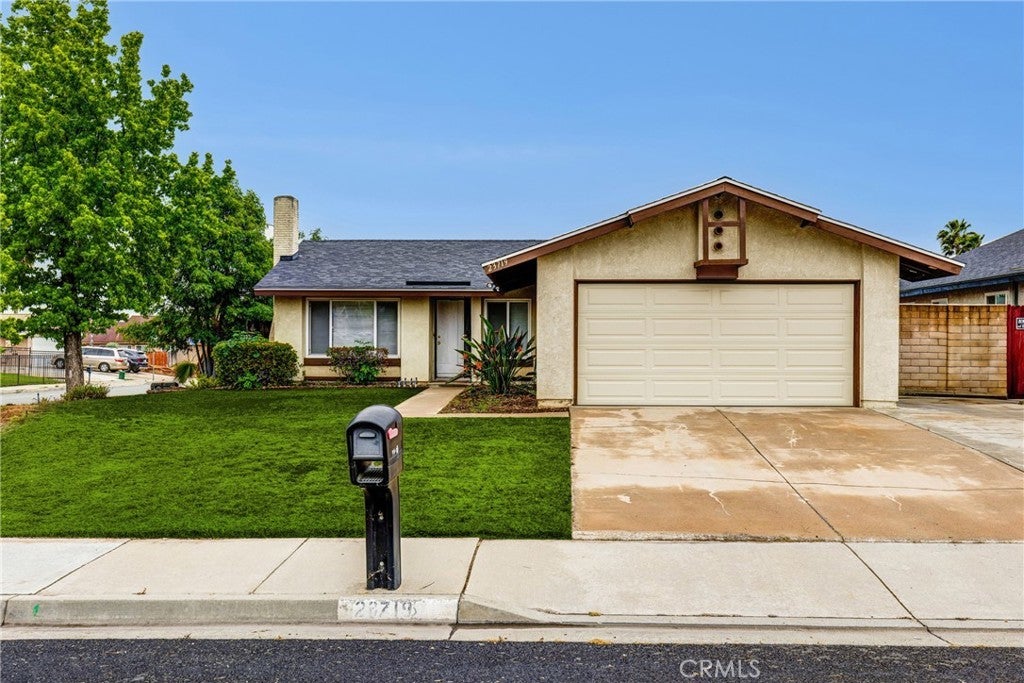 Photo of Listing #OC25101811