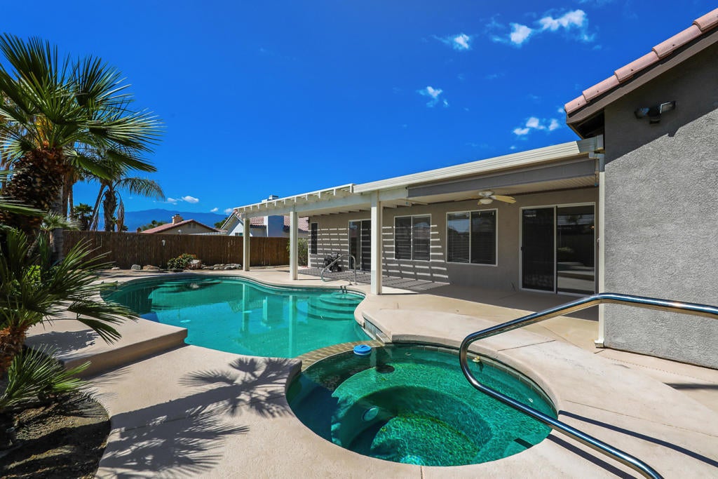 Photo of Listing #219129733DA