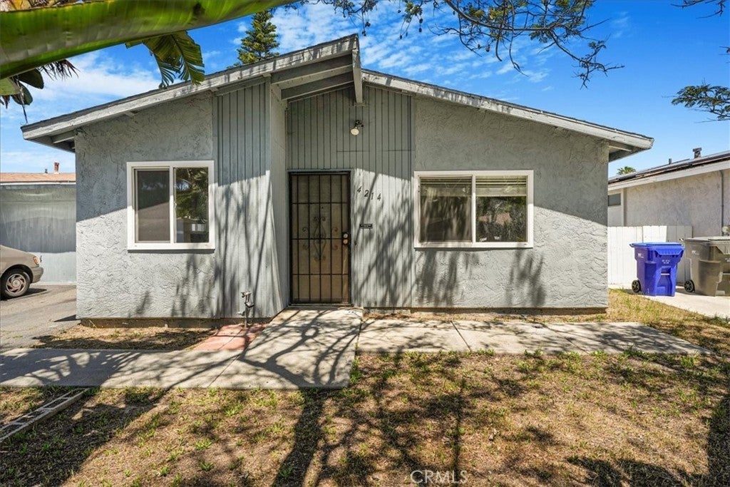 Photo of Listing #IV25100568