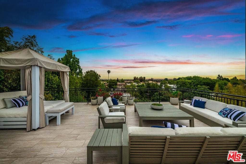 Photo of Listing #25535875