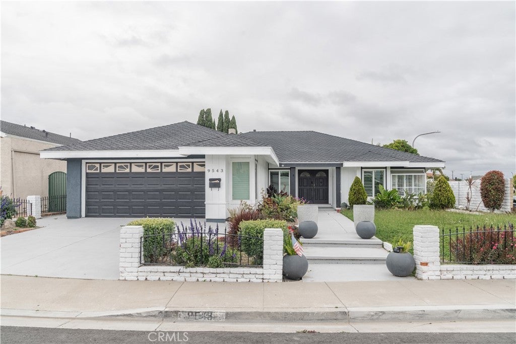 Photo of Listing #PW25102343