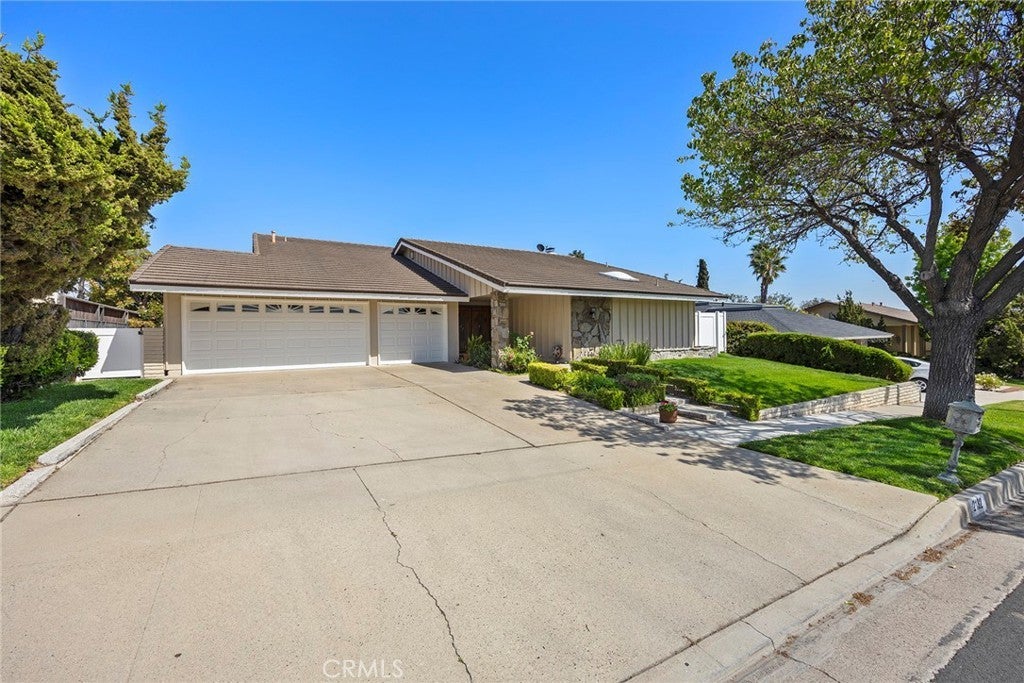 Photo of Listing #PW25102158