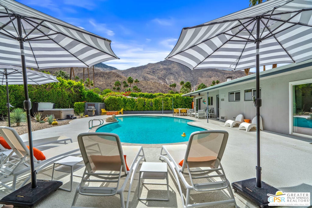 Photo of Listing #25535401PS