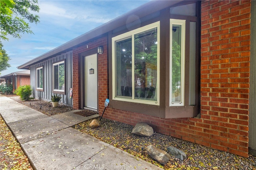 Photo of Listing #SW25102413