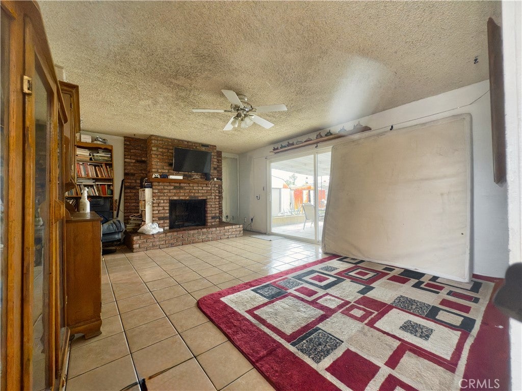 Photo of Listing #RS25099056