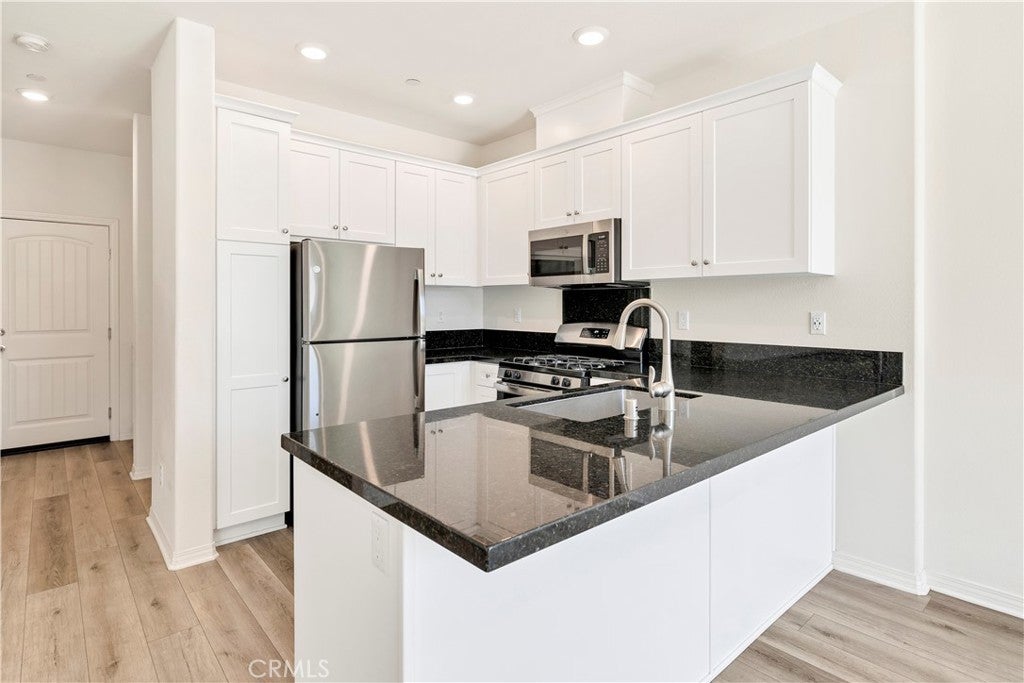 Photo of Listing #SW25102447