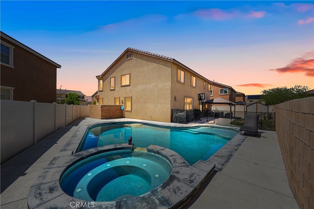 Photo of Listing #SR25095720