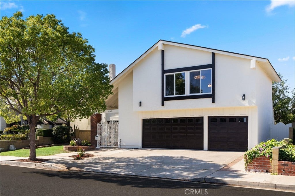 Photo of Listing #OC25094405